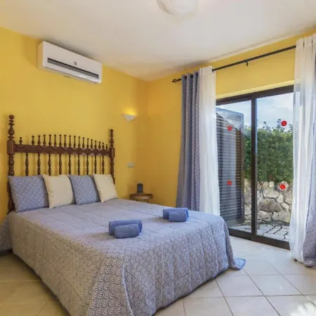Lovely With Private Pool - Walk To The Beach - 4br *